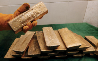 Золото достигло исторического максимума: что стоит за рекордным ростом цен?