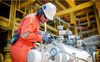 Нефтяные цены снижаются из-за слабости китайской экономики и других факторов