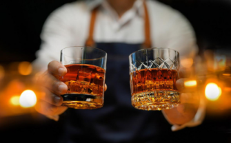 Novabev: падение акций на фоне разочаровывающих дивидендов и снижения прибыли