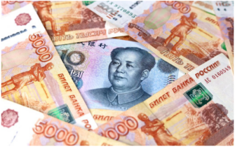 Московская биржа против выплат по облигациям в юанях через рубли: риски для инвесторов и реакция регулятора