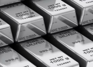 Серебро восстанавливается выше $30,50, несмотря на усилия «медведей»