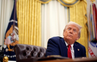 Президент Трамп объявил чрезвычайное экономическое положение в США: причины, последствия и реакция мира