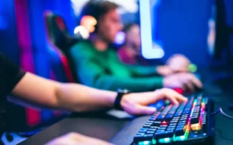 Акции «Группы Астра» подскочили на фоне новостей о байбэке: что происходит с компанией и чего ожидать дальше