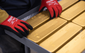 Доходность облигаций ЮГК подскочила до 35% на фоне иска Генпрокуратуры и давления на мажоритарного владельца