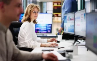 Доллар может подняться до 83 рублей в сентябре: аналитики объяснили, что происходит с рублем