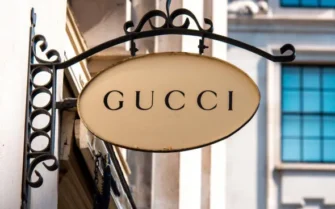 Акции Kering взлетели на фоне прихода бывшего главы Renault: что ждет Gucci и другие бренды