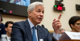 Глава JP Morgan Джейми Даймон допустил рост золота до $10 000: что это значит и почему рынок воспринял его слова неоднозначно